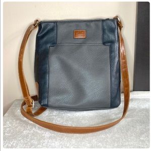 Roots 73: crossbody bag